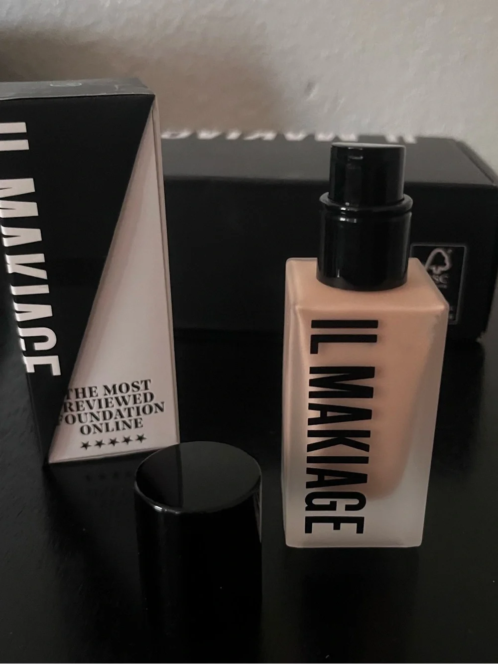 IL MAKIAGE was gift